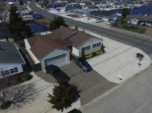 245 Montclair Rd S, Barnegat, NJ 08005
