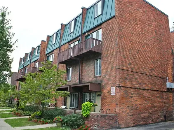 1224 Washtenaw Ct, Ann Arbor, MI