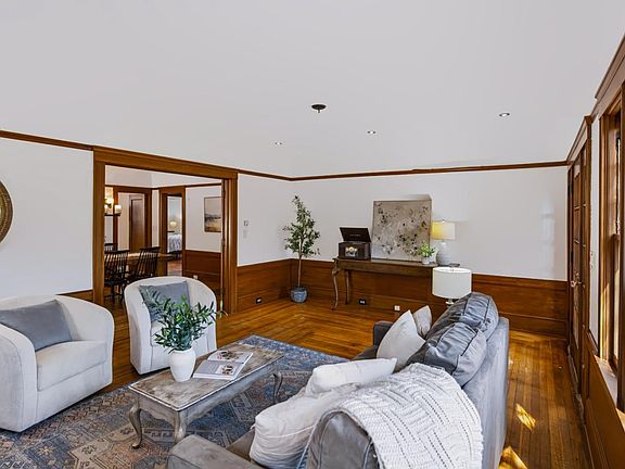5th image of 73 Echo Valley Rd