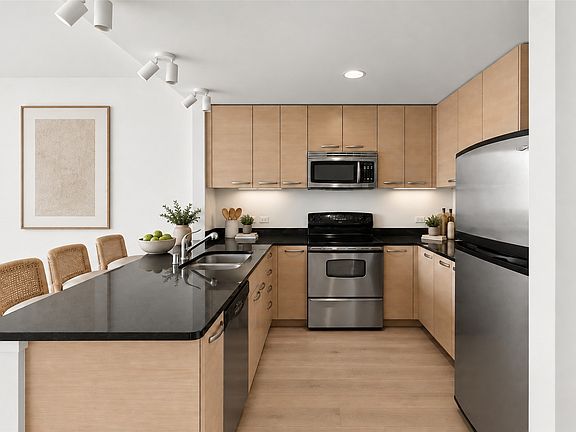 3rd image of 1200 Main St APT 1802