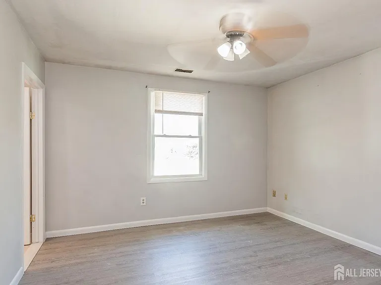 58 Dodd St — Photo 17