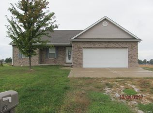 1220 Witt Mill Rd, Jerseyville, IL 62052