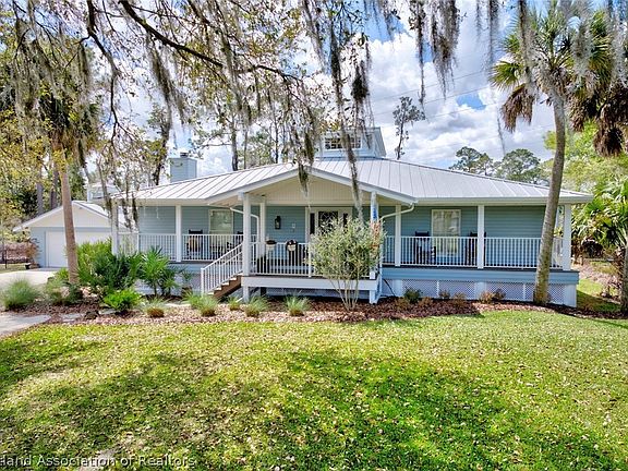 2nd image of 4522 Duffer Loop