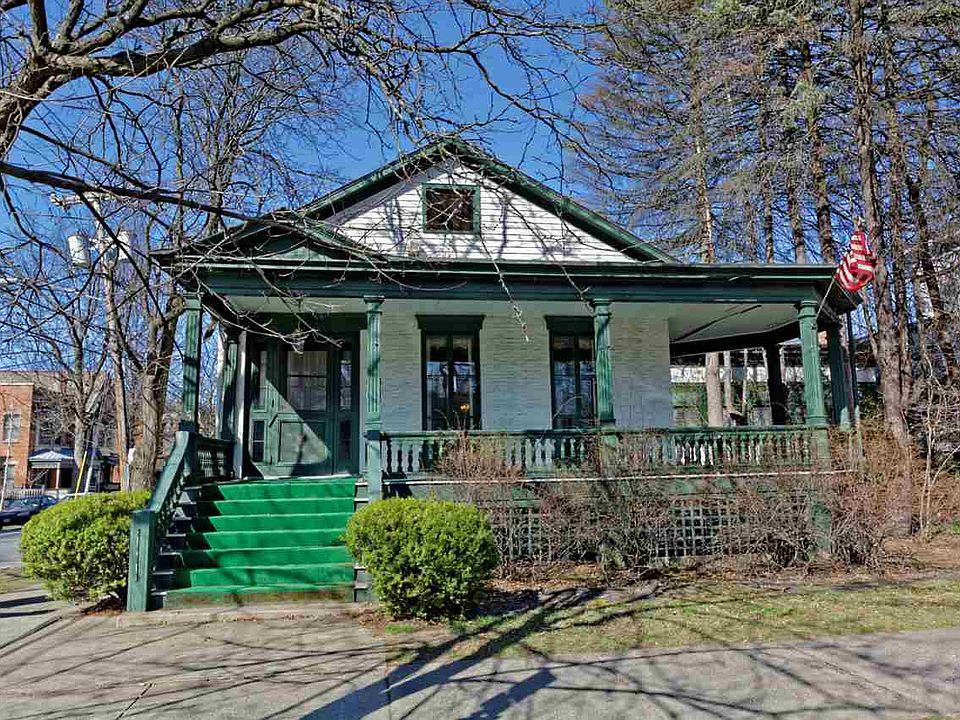 1st image of 5 Franklin Sq