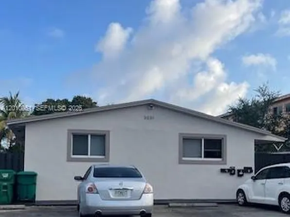 3031 NW 134th St #3, Opa Locka, FL 33054