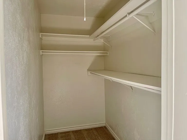 2310 Chapel Hill Ln — Photo 19