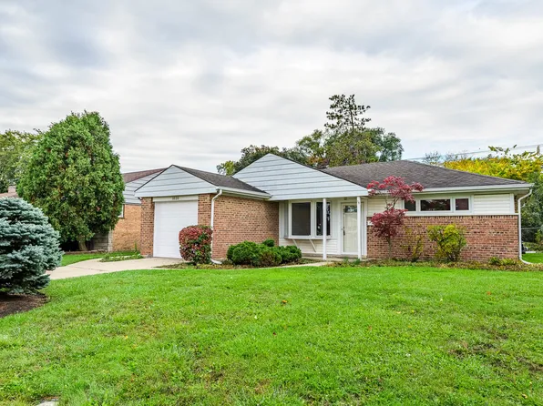 1020 S 6th Ave, Des Plaines, IL 60016