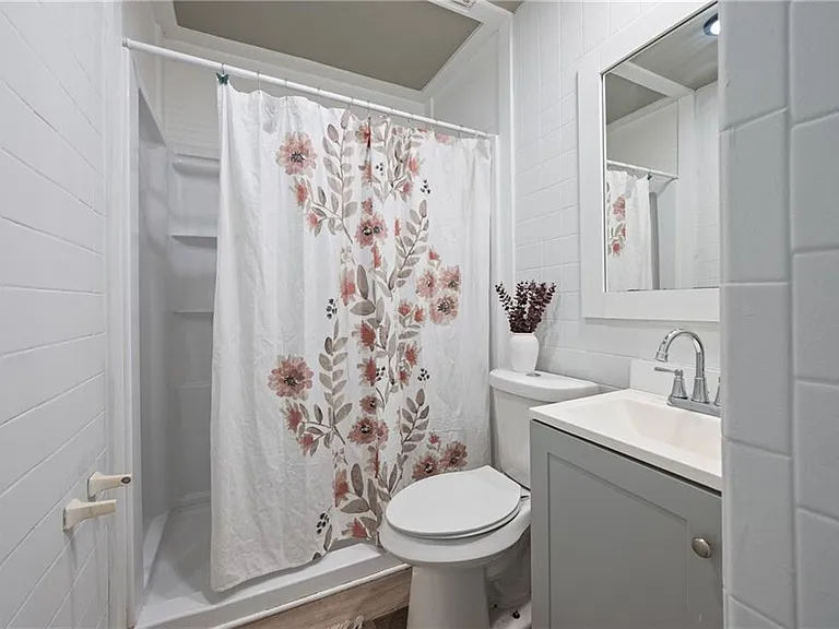 100 Pine Cir — Photo 25
