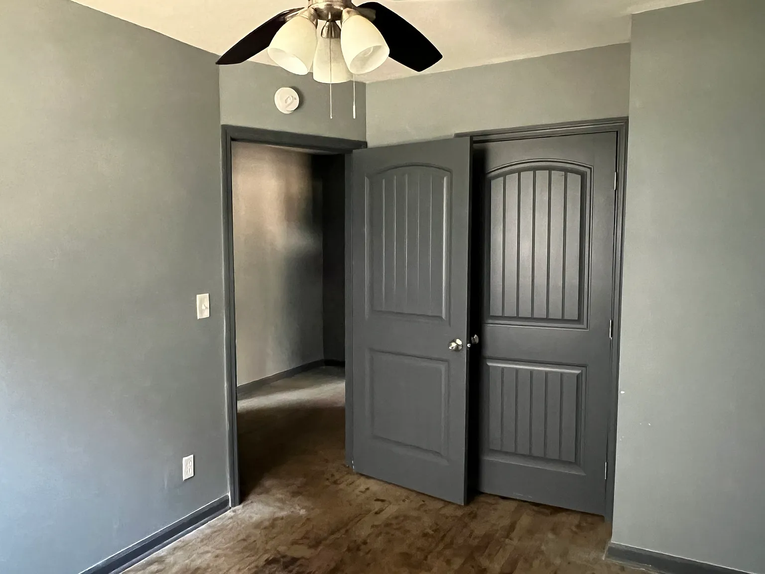 Phillips 711 — Photo 3