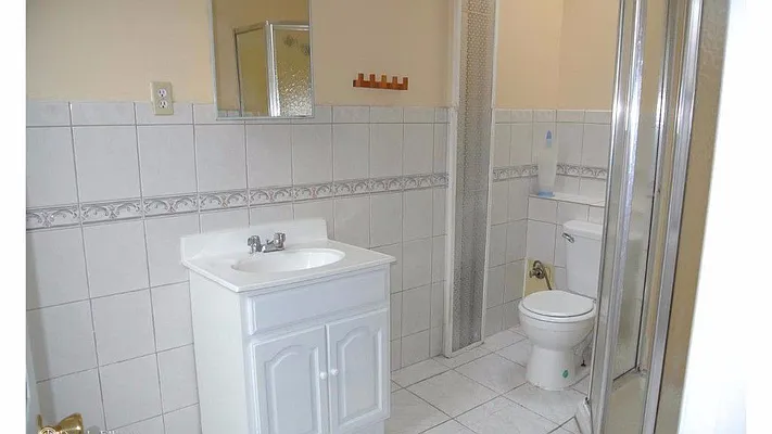 Rented by Highline Residential | media 25