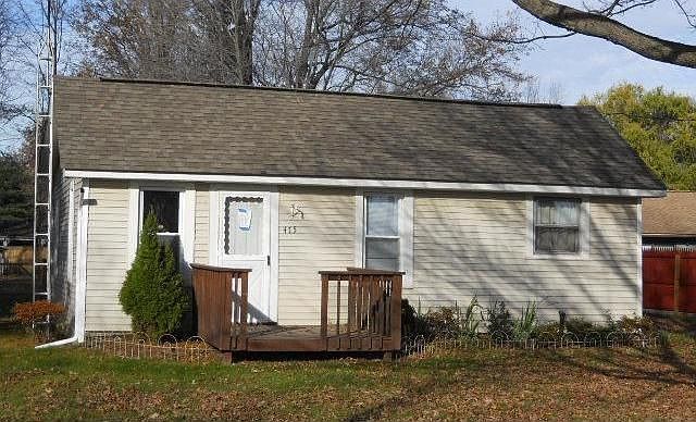 1st image of 475 Oak St