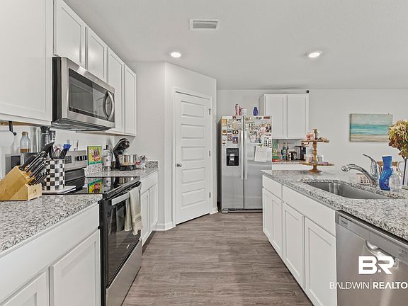 3rd image of 24596 Ponder Loop