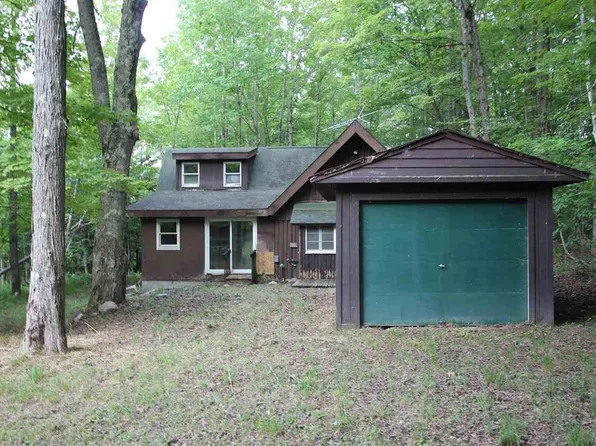 2268 Echo Ln, East Jordan, MI 49727