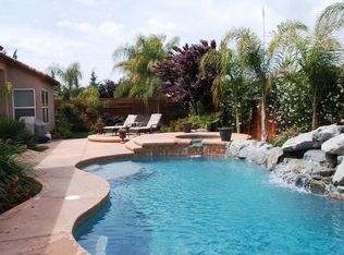 5836 W Vine Ct, Visalia, CA