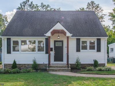 922 Apgar Ter, Rahway, NJ, 07065