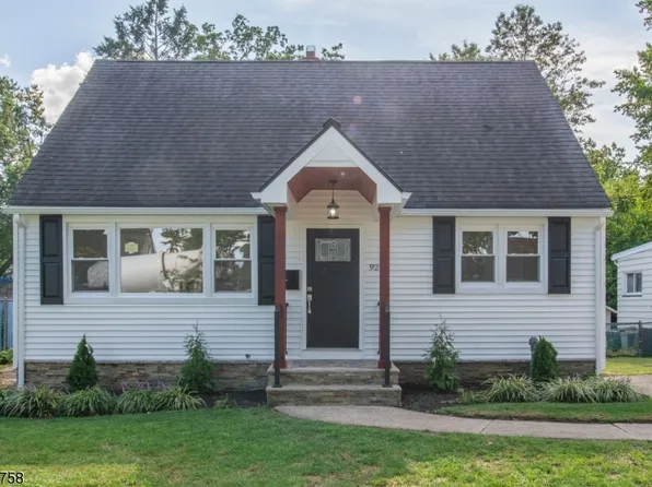 922 Apgar Ter, Rahway City, NJ 07065