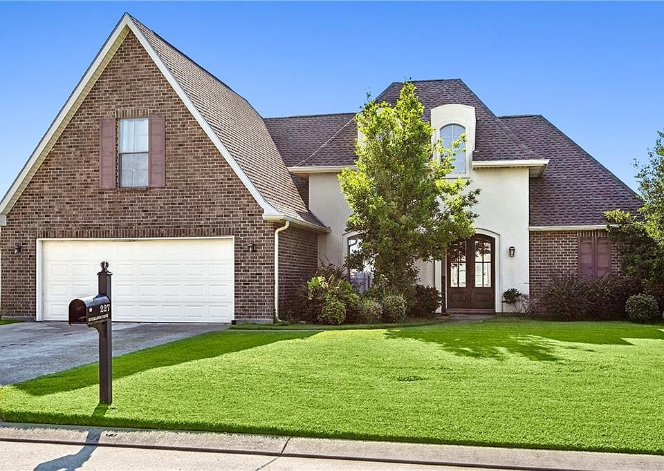 1st image of 227 Riverlands Dr