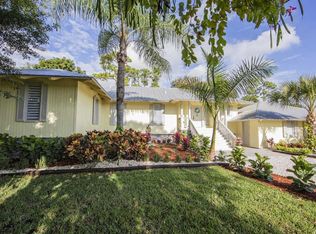 9756 Saddle Ct, Lake Worth, FL 33467