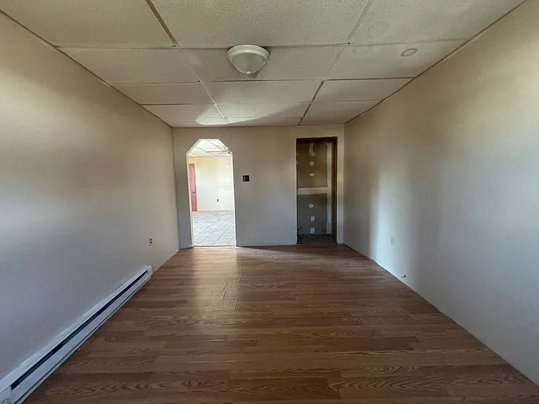 381 Main Rd — Photo 6