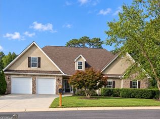 97 E Riley St, Chatsworth, GA 30705