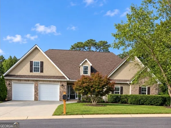 97 E Riley St, Chatsworth, GA 30705