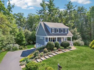 9 Locke Ln, Seabrook, NH 03874