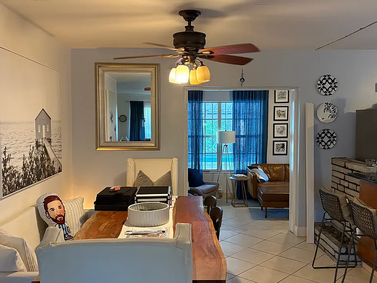 710 NE 77th St — Photo 9