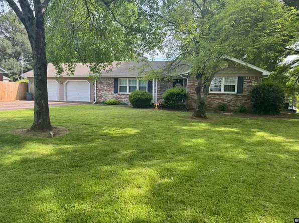 137 Haygood Rd, Martin, TN 38237