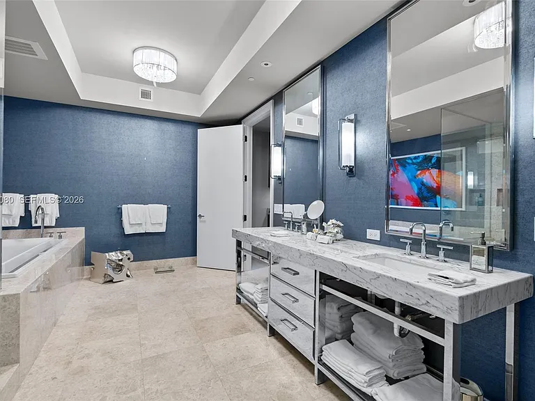 9703 Collins Ave #2515 — Photo 14