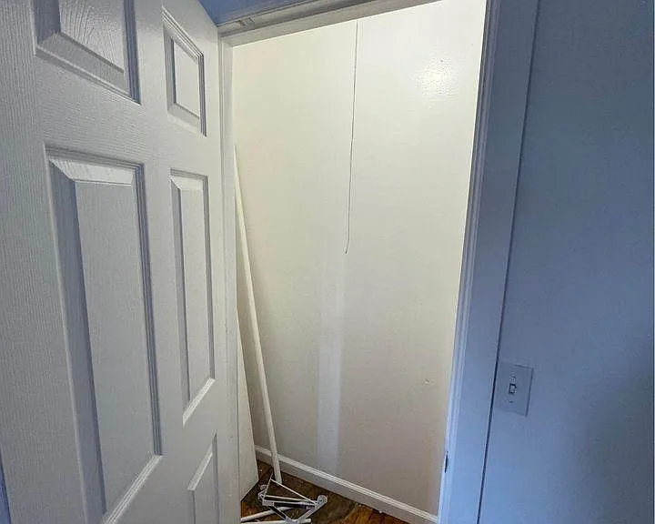 202 E Heman St #1A — Photo 5