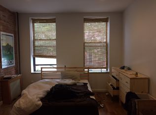 76 Huron St APT 2R, Brooklyn, NY 11222