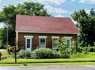 201 West St, Bonaparte, IA 52620