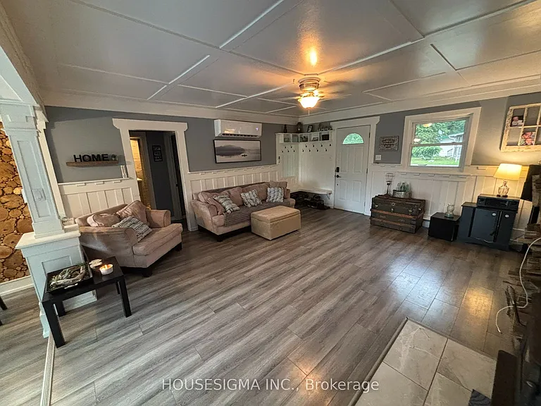 21063 Riverview Dr — Photo 16