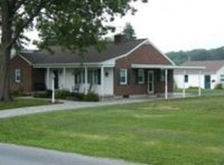 669 Park Hill Dr, Manheim, PA