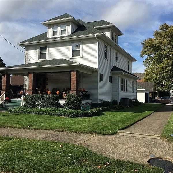 1st image of 419 Wood St