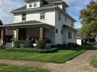 419 Wood St, Ellwood City, PA 16117