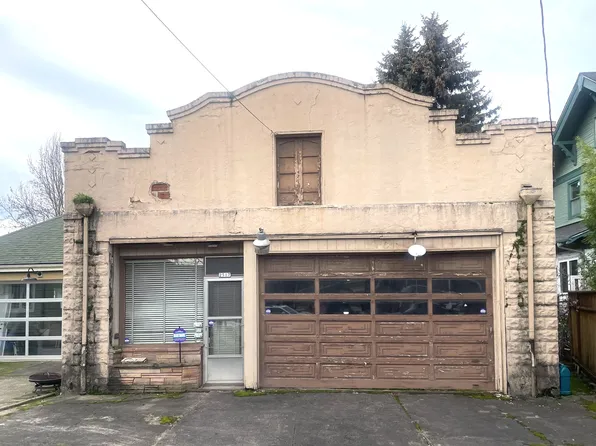 2517 SE 14th Ave, Portland, OR 97202