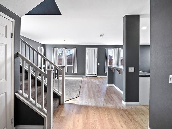 3rd image of 14984 Strawberry Ln