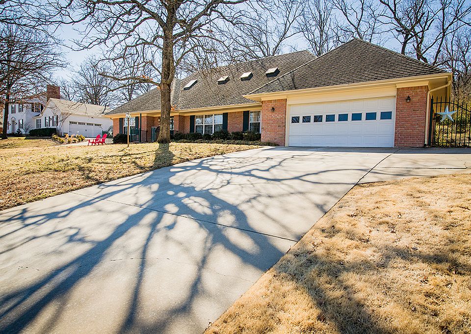 1st image of 1039 E Bonnie Ln