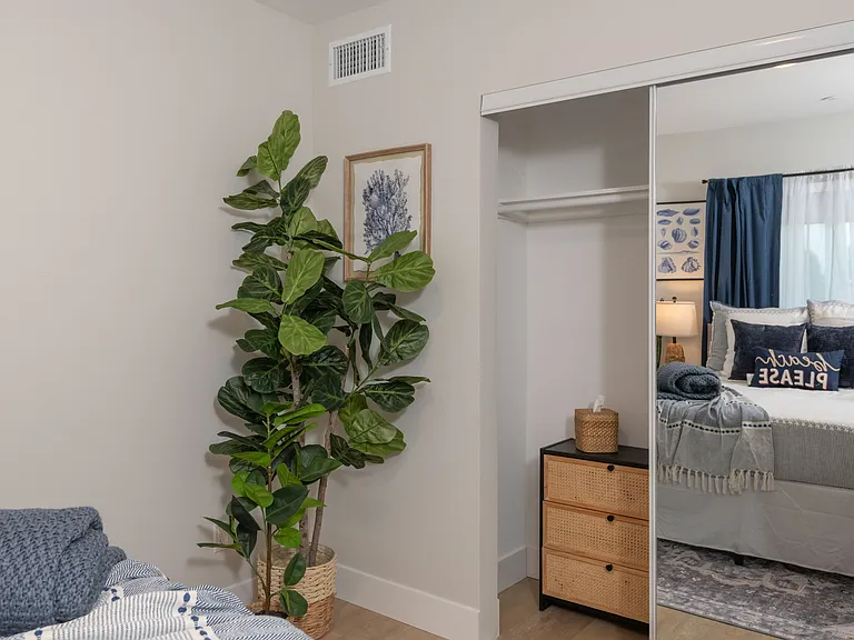 2067 S El Camino Real — Photo 14