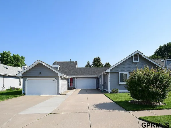 15422 T St, Omaha, NE 68137