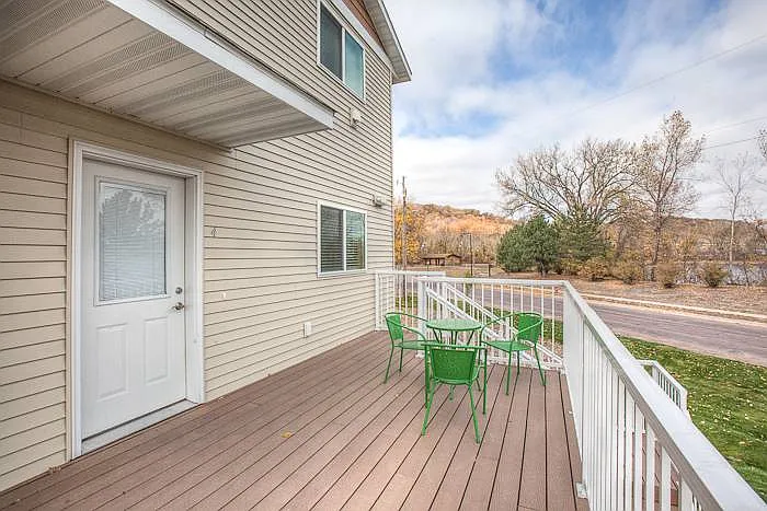 Park Place Townhomes - 221-8 — Photo 4