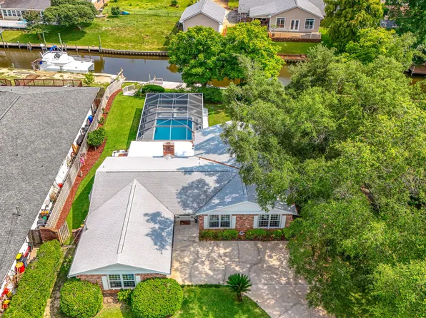 2457 Pretty Bayou Cir, Panama City, FL 32405