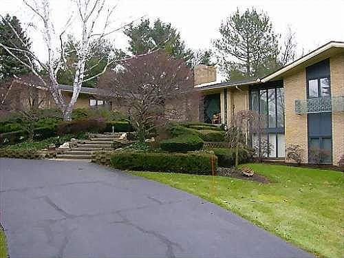 1st image of 761 Falmouth Dr