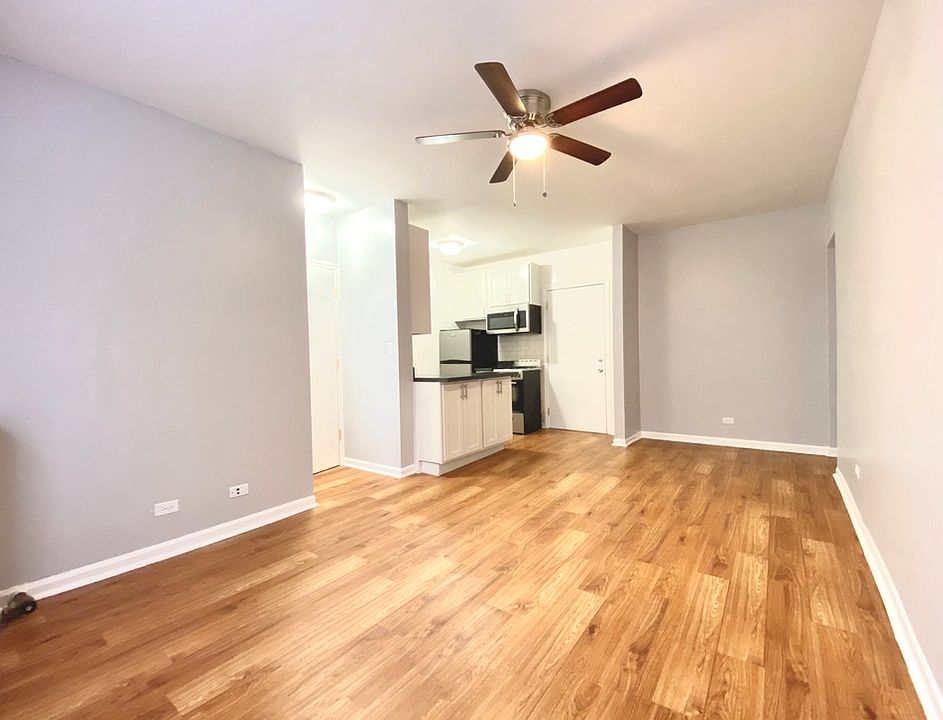 1st image of 4031 N Kenmore Ave APT 206