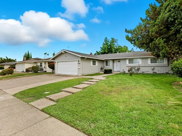 5520 Lerner Way, Sacramento, CA 95823