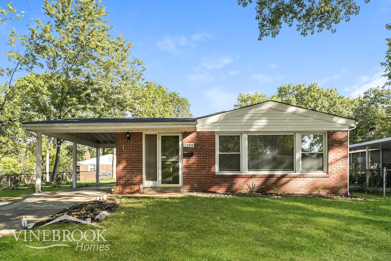 7189 Hazelwood Ln photo 1