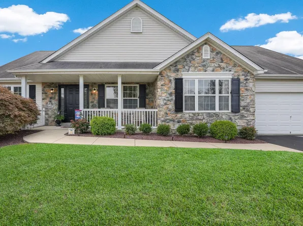 505 Sunnybrook Cir, Warrington, PA 18976