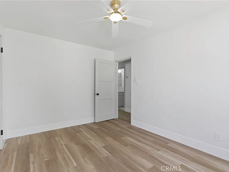2715 Cedar St — Photo 25
