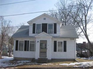 71 Ladd St, Warwick, RI 02818